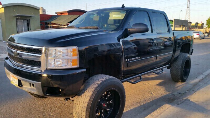 Imagen de Hermosa SILVERADO 2007 es la de lujo levantada... numero 0