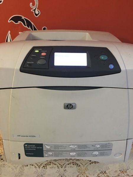 Imagen de IMPRESORA LASER HP 4250 SEMINUEVA numero 0