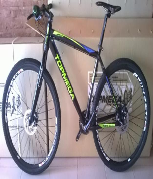 Imagen de Vendo MTB TopMega Vanguard Aluminio R 29 Shimano NUEVA con Factura numero 0
