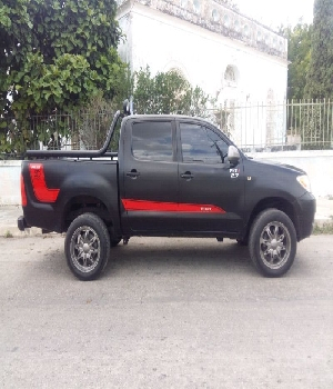 Imagen de TOYOTA HILUX DOBLE CABINA 2006 $ 123000 numero 0