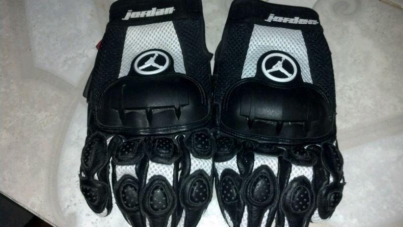 Imagen de Guantes Jordan **SOLO CD. JUAREZ CHIH** numero 0