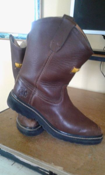 Imagen de Botas de piel. numero 0