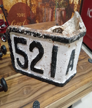 Imagen de Antigua placa kilometrica de ferrocarril 521 A numero 0