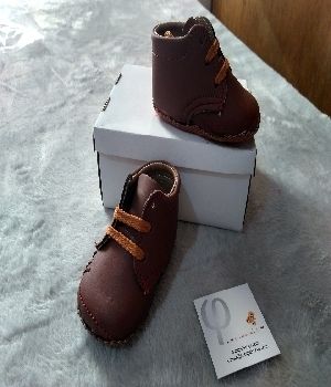 Imagen de Botines para bebe de agujetas color cafe numero 0