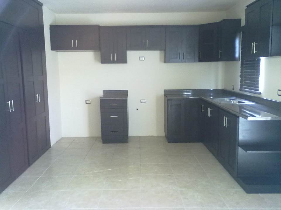 Imagen de CASA DE 3 RECAMARAS 2 1/2 BAÑOS numero 2