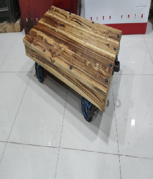 Imagen de Carro tipo ferrocarrilero mesa de centro de madera de teka numero 0