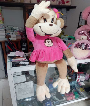 Imagen de Changa de peluche grande de vestido rosa de 120 cm numero 0