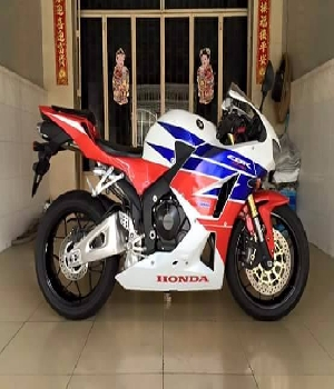 Imagen de Automovil Honda cbr 600 2010 numero 0