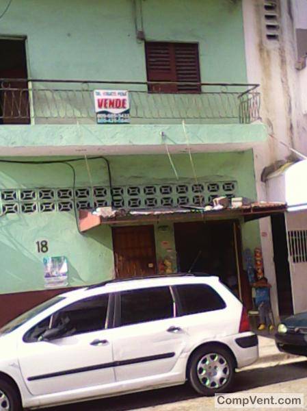 Imagen de I am selling a house behind Americana hardware Read more: http://comerciov numero 3