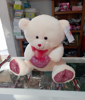 Imagen de Osito de peluche con corazon rojo de 40 cms numero 0