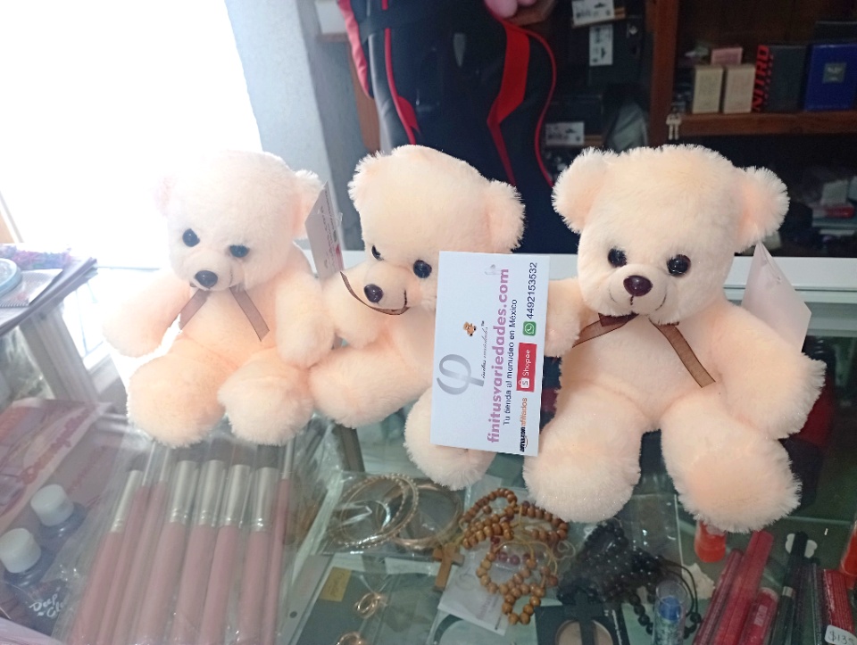 Imagen de Osito de peluche para centros de mesa 15 cms beige numero 1