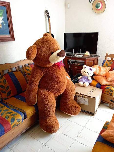 Imagen de Oso de peluche gigante café tamaño persona 1.65 metros numero 0
