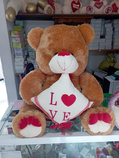 Imagen de Oso de peluche gigante de 75 cm sentado MUY GORDO con cojín numero 2