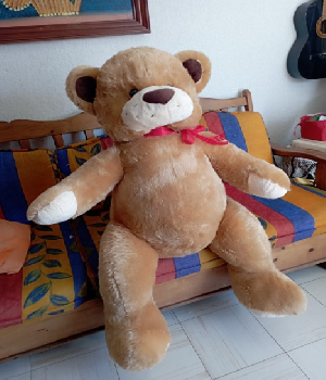 Imagen de Oso pecas de peluche gigante de 125 cms color miel numero 0