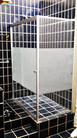 Imagen de PUERTAS, CANCELES, DOMOS, PASAMANOS Y PROYECTOS EN CRISTAL TEMPLADO numero 1