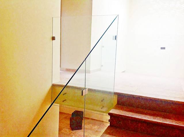 Imagen de PUERTAS, CANCELES, DOMOS, PASAMANOS Y PROYECTOS EN CRISTAL TEMPLADO numero 0
