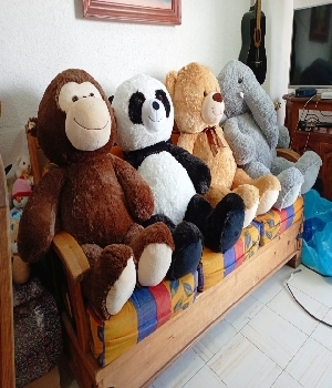 Imagen de Peluche gigante diversos animales elefante panda chango y oso 105 cms numero 0