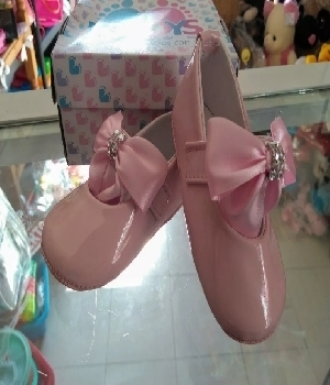Imagen de Zapatitos para bebé rosa con moño grande mod209 numero 0