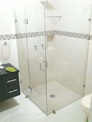 Imagen de baño,hogar,casa,cristal,templado,ventanas,puertas numero 1